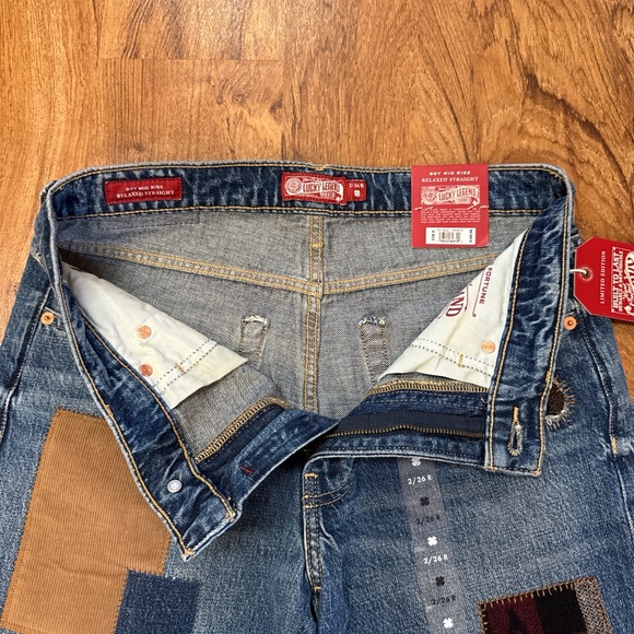 NWT. Lucky Brand Boy Midrise Relaxed Straight Patchwork Jeans. 2/26 R. - Picture 5 of 14